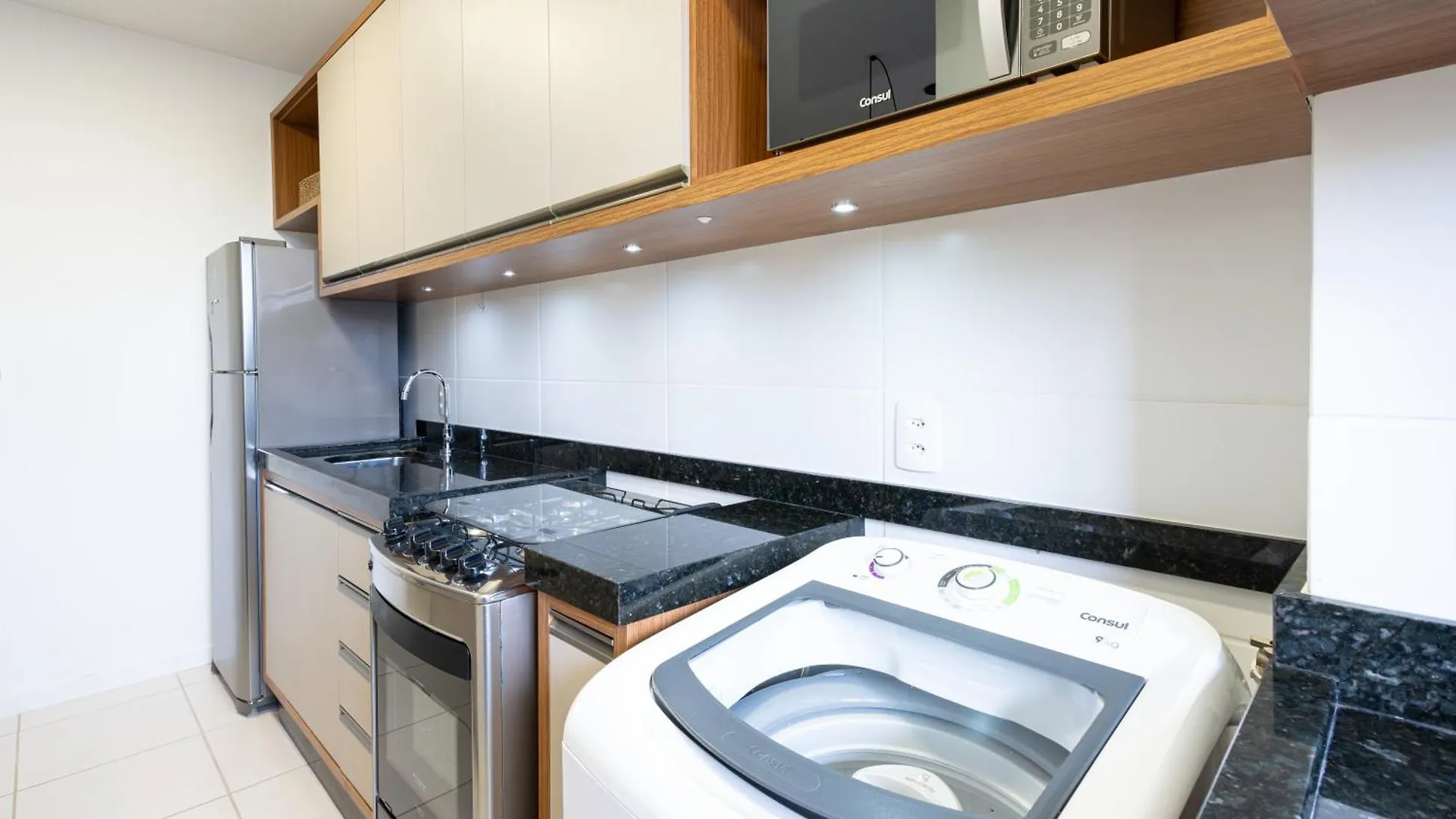 アパート Aptos A 150M Da Praia, Dois Quartos, Sala De Estar, Cozinha Completa, Sacada Com Churrasqueira, Wi-Fi, Piscina, Portaria 24H, Playground E Quadra De Esportes Piçarras
