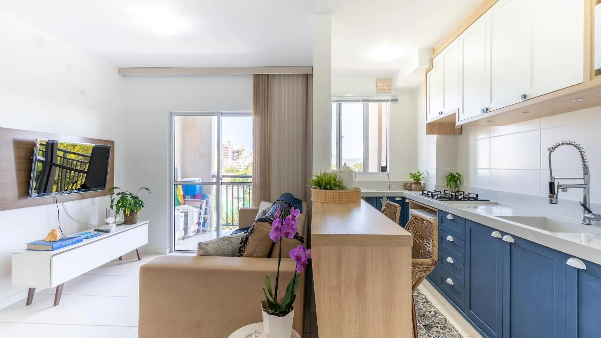 Aptos A 150M Da Praia, Dois Quartos, Sala De Estar, Cozinha Completa, Sacada Com Churrasqueira, Wi-Fi, Piscina, Portaria 24H, Playground E Quadra De Esportes Piçarras 0*,