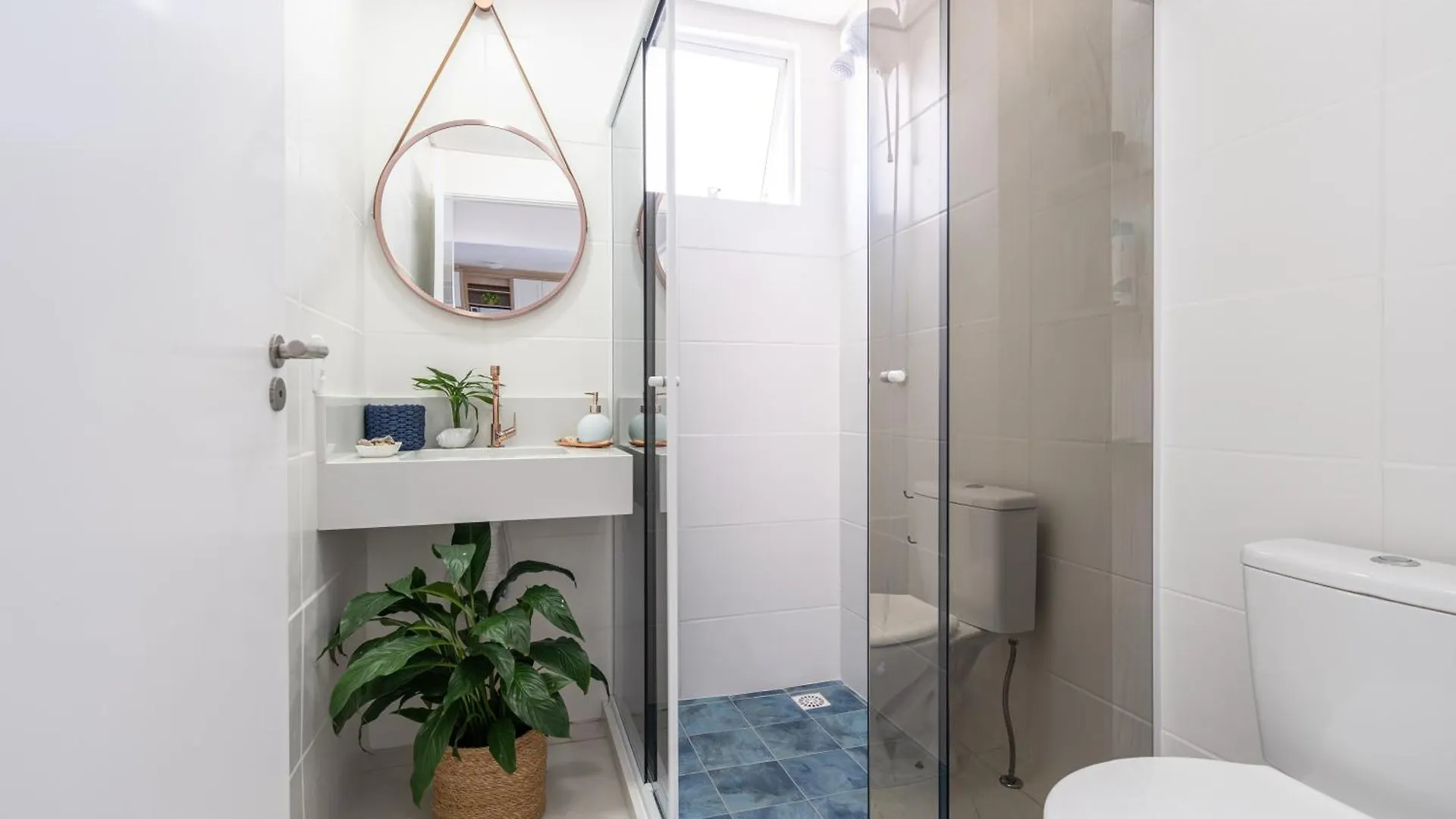 Aptos A 150M Da Praia, Dois Quartos, Sala De Estar, Cozinha Completa, Sacada Com Churrasqueira, Wi-Fi, Piscina, Portaria 24H, Playground E Quadra De Esportes Piçarras